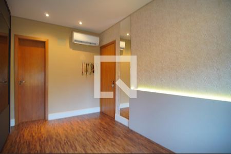 Suíte de casa de condomínio à venda com 3 quartos, 124m² em Pinheiro, São Leopoldo