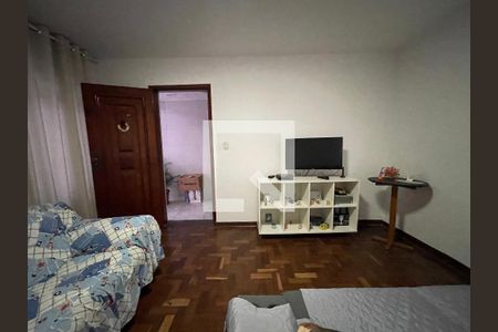 Sala de casa à venda com 4 quartos, 250m² em Ferreira, São Paulo