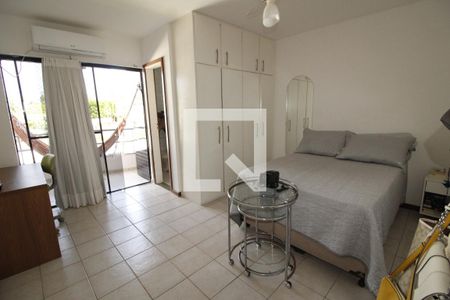 Suíte 1 de casa de condomínio para alugar com 3 quartos, 100m² em Patamares, Salvador