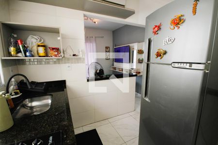 Sala/Cozinha de casa de condomínio para alugar com 2 quartos, 61m² em Maracanã, Praia Grande