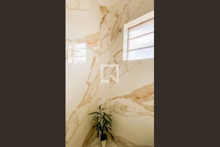 Lavabo  de casa à venda com 4 quartos, 350m² em Vila Londrina, São Paulo