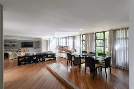 Sala 1 de casa à venda com 3 quartos, 561m² em Santa Lúcia, Belo Horizonte