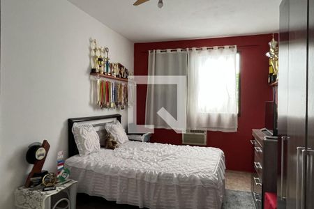 Quarto 2 de apartamento para alugar com 2 quartos, 70m² em Areia Branca, Santos