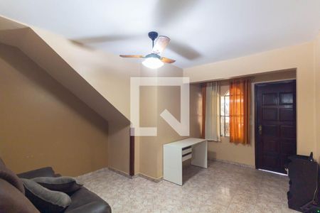 Sala de casa à venda com 4 quartos, 148m² em Conjunto Residencial Sitio Oratorio, São Paulo