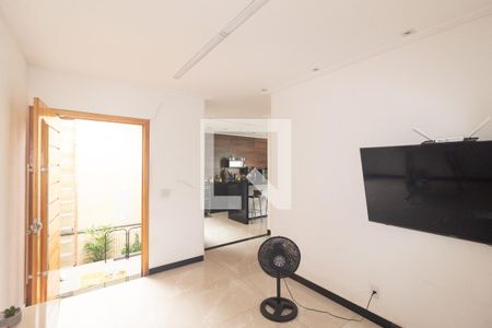 Sala de casa para alugar com 2 quartos, 100m² em Campo Grande, Rio de Janeiro