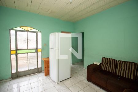 Sala de casa à venda com 1 quarto, 200m² em Oitis, Contagem