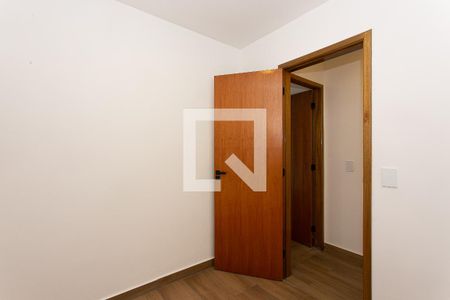 Quarto 2 de casa à venda com 3 quartos, 92m² em Vila Gomes Cardim, São Paulo
