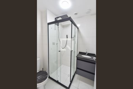 Banheiro de apartamento para alugar com 1 quarto, 27m² em Vila Dom Pedro I, São Paulo