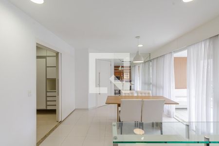 Sala de apartamento para alugar com 2 quartos, 97m² em Vila Olímpia, São Paulo
