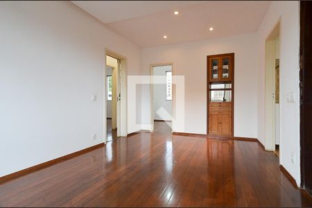 Apartamento para alugar com 3 quartos, 71m² em Cruzeiro, Belo Horizonte