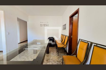 Sala de casa à venda com 4 quartos, 353m² em Indaiá, Belo Horizonte