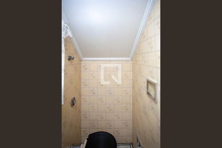 Lavabo de casa para alugar com 3 quartos, 253m² em Cidade Júlia, São Paulo