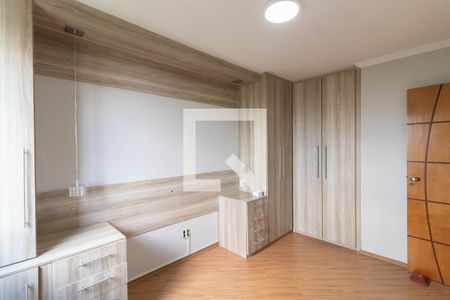 Quarto 1 de apartamento para alugar com 2 quartos, 69m² em Cangaiba, São Paulo