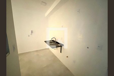 Cozinha  de apartamento para alugar com 1 quarto, 33m² em Cidade Antônio Estêvão de Carvalho, São Paulo