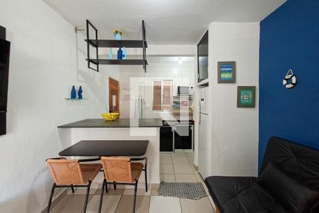 Cozinha  de apartamento para alugar com 1 quarto, 30m² em Aviação, Praia Grande