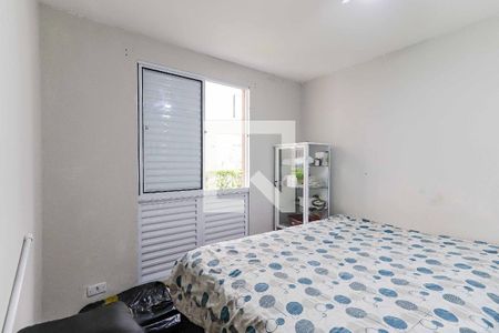 Quarto 2 de apartamento para alugar com 2 quartos, 45m² em Conjunto Promorar Raposo Tavares, São Paulo