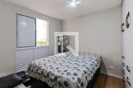 Quarto 2 de apartamento para alugar com 2 quartos, 45m² em Conjunto Promorar Raposo Tavares, São Paulo