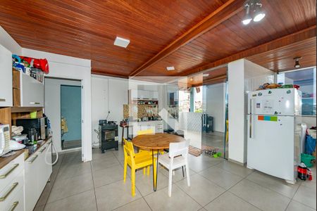 Sala 1 de casa à venda com 5 quartos, 360m² em Barreiro, Belo Horizonte