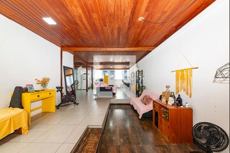 Sala 1 de casa à venda com 5 quartos, 360m² em Barreiro, Belo Horizonte