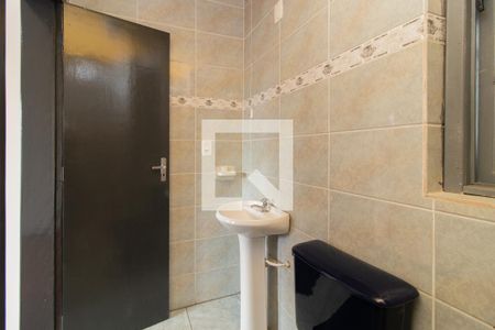 Banheiro de apartamento para alugar com 1 quarto, 57m² em Partenon, Porto Alegre