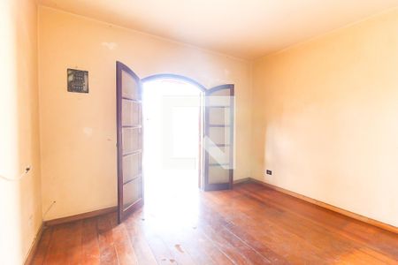 Quarto 1 de casa para alugar com 4 quartos, 152m² em Jardim Santo Elias (sao Miguel), São Paulo