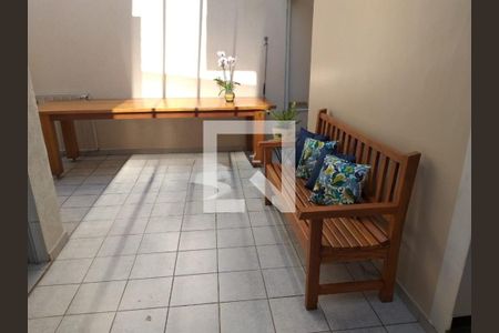 Casa para alugar com 3 quartos, 240m² em Jardim Previdencia, São Paulo