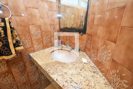 Casa à venda com 4 quartos, 296m² em Vila Madalena, São Paulo