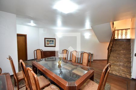 Casa à venda com 4 quartos, 296m² em Vila Madalena, São Paulo