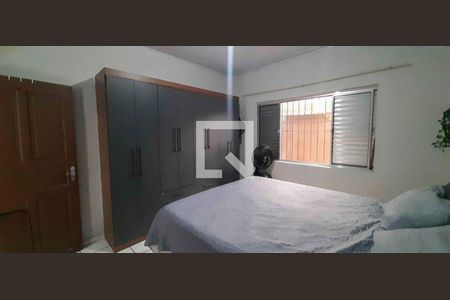 Casa à venda com 2 quartos, 200m² em Km 18, Osasco