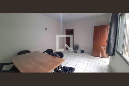 Casa à venda com 2 quartos, 200m² em Km 18, Osasco