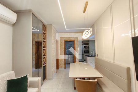 Sala de casa à venda com 3 quartos, 230m² em Jardim Anton Von Zuben, Campinas