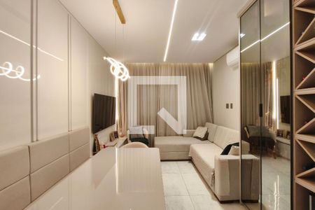 Sala de casa à venda com 3 quartos, 230m² em Jardim Anton Von Zuben, Campinas