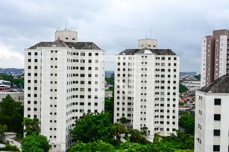 Vista do Quarto 1 de apartamento à venda com 2 quartos, 56m² em Vila Sonia do Taboao, Taboão da Serra