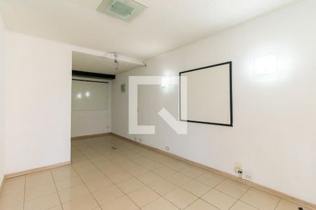 Sala de casa à venda com 3 quartos, 270m² em Jardim Avelino, São Paulo