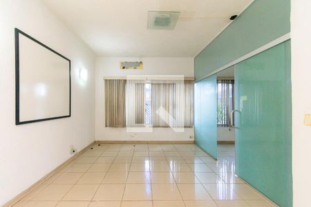 Sala de casa à venda com 3 quartos, 270m² em Jardim Avelino, São Paulo