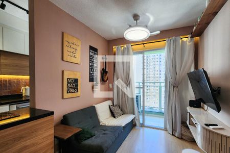 Sala  de apartamento à venda com 2 quartos, 45m² em Santo Cristo, Rio de Janeiro