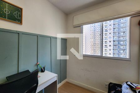 Quarto 1 de apartamento à venda com 2 quartos, 45m² em Santo Cristo, Rio de Janeiro