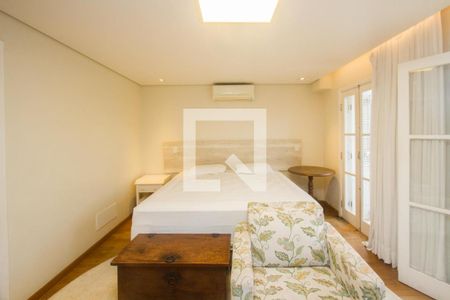 Casa de Condomínio para alugar com 4 quartos, 423m² em Santo Amaro, São Paulo