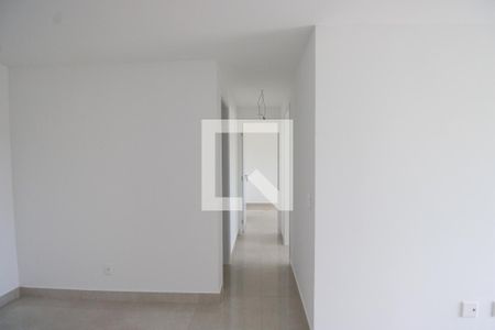 Sala - Corredor de apartamento para alugar com 2 quartos, 70m² em Taquara, Rio de Janeiro