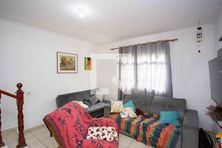 Sala de TV de casa para alugar com 4 quartos, 76m² em Eldorado, Diadema