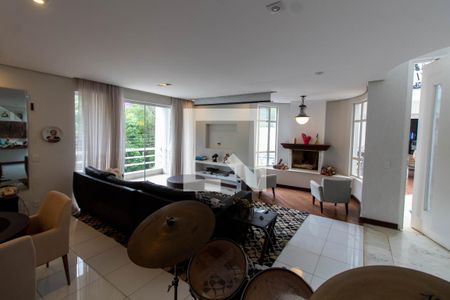 SALA de casa de condomínio para alugar com 5 quartos, 880m² em Colinas do Ermitage (sousas), Campinas