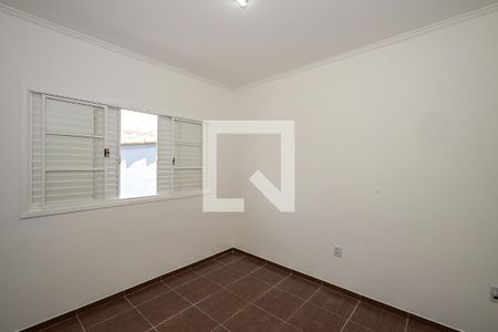 Quarto 2 de casa à venda com 4 quartos, 287m² em Parque Pinheiros, Taboão da Serra