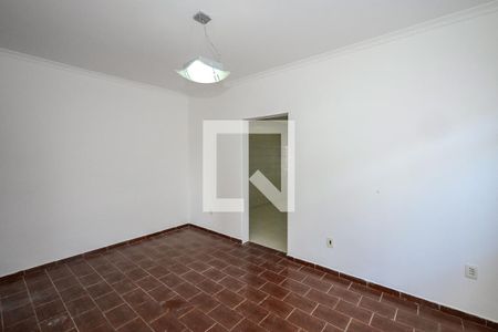 Sala 1 de casa à venda com 4 quartos, 287m² em Parque Pinheiros, Taboão da Serra