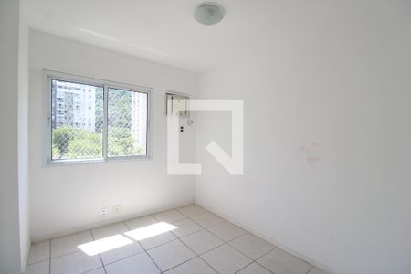 Quarto  de apartamento à venda com 2 quartos, 66m² em Barra da Tijuca, Rio de Janeiro