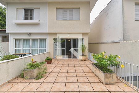 Varanda de casa para alugar com 3 quartos, 200m² em Campo Belo, São Paulo