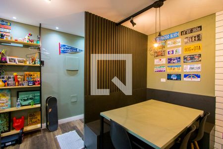 Sala de apartamento à venda com 2 quartos, 84m² em Campestre, Santo André