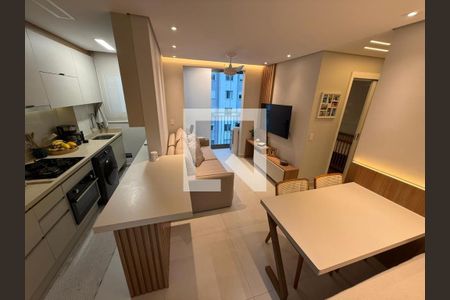 Sala de apartamento à venda com 2 quartos, 41m² em Santo Amaro, São Paulo