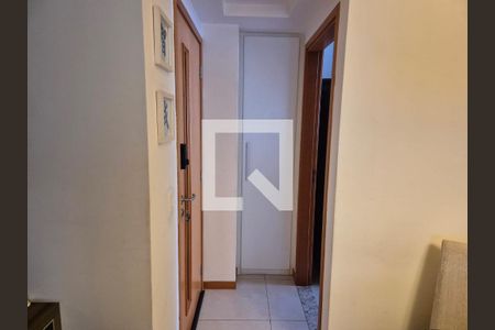 Corredor de apartamento para alugar com 2 quartos, 85m² em Icaraí, Niterói