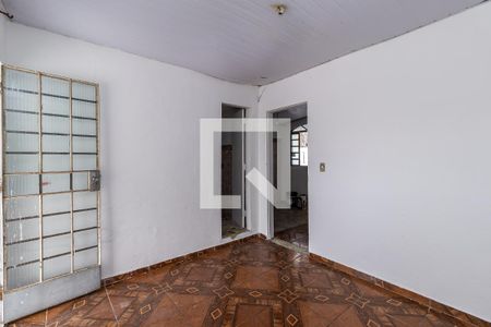 Sala 2 de casa para alugar com 1 quarto, 60m² em Planalto, Belo Horizonte
