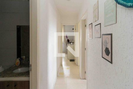 Corredor de apartamento à venda com 3 quartos, 61m² em Jardim Vila Formosa, São Paulo